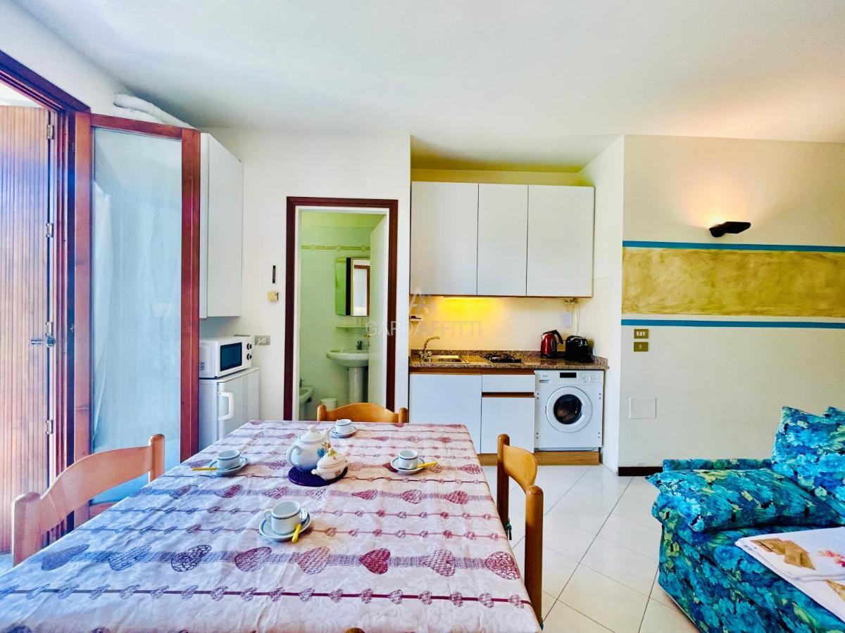 Perseo Apartment - 200M Dal Lago Di Garda Sirmione Exterior photo