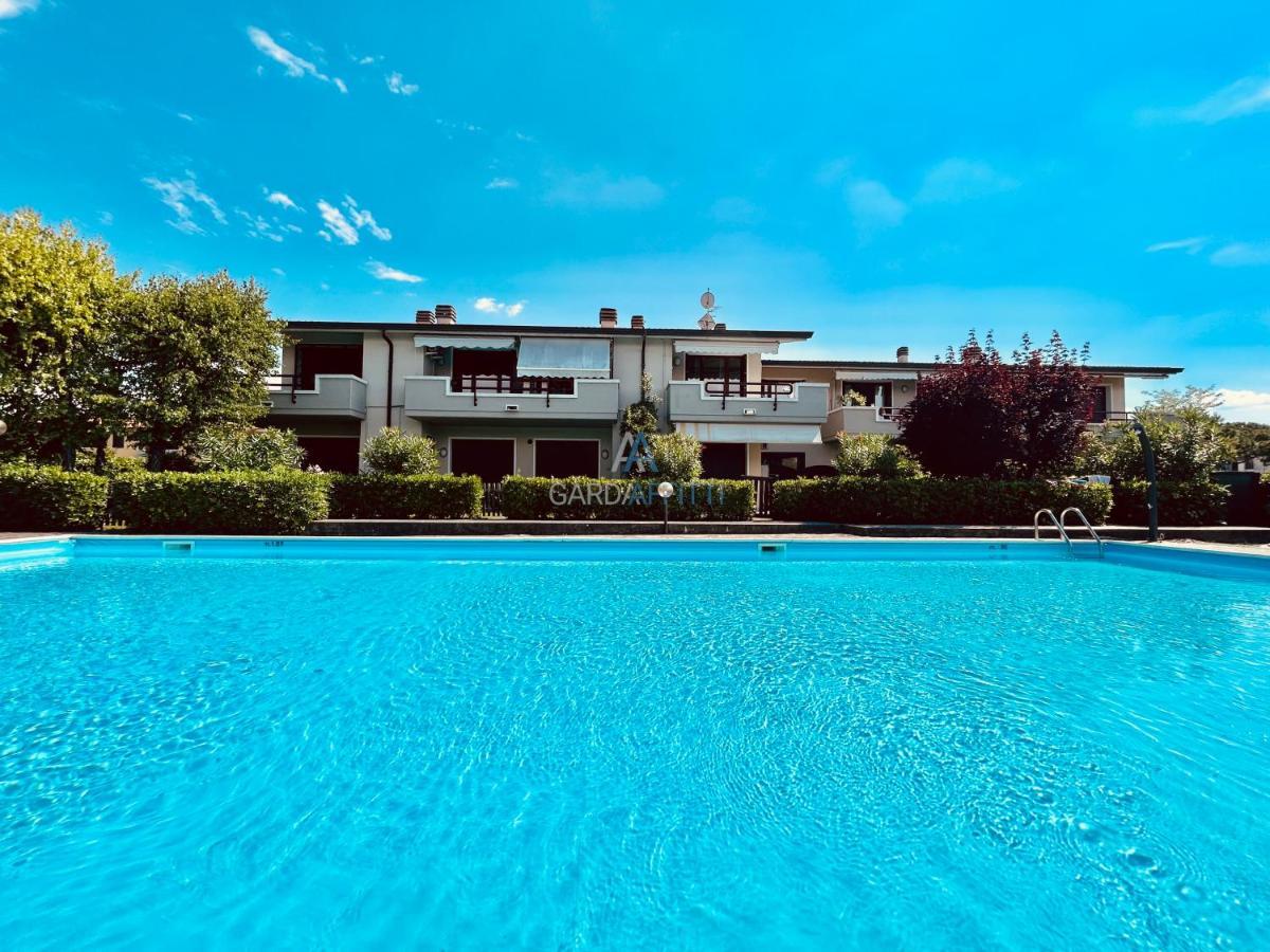 Perseo Apartment - 200M Dal Lago Di Garda Sirmione Exterior photo