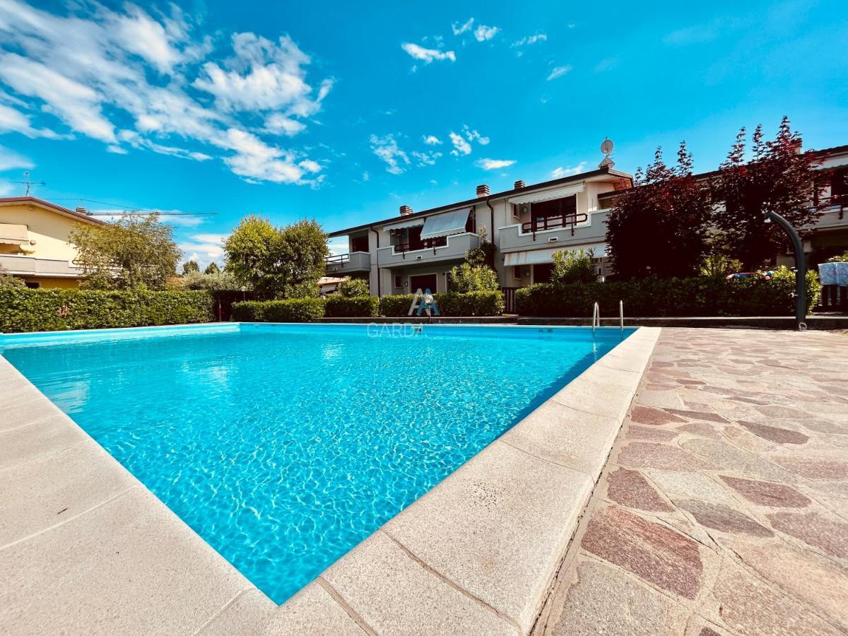Perseo Apartment - 200M Dal Lago Di Garda Sirmione Exterior photo